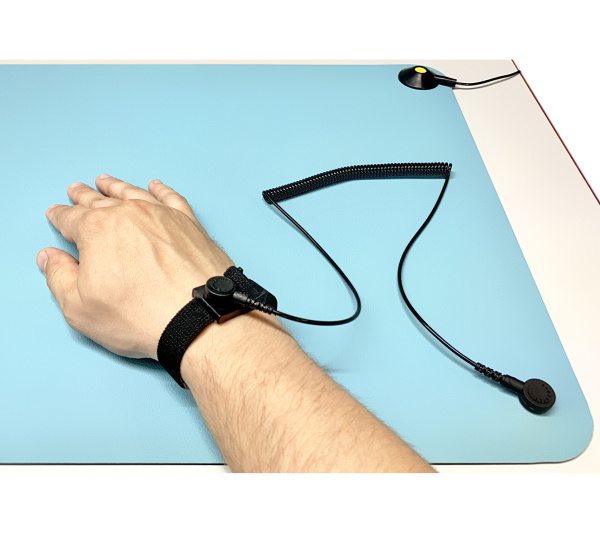 3_braslet-antistaticheskij-tkanevyij-ba-t__braslet_kovrik_black_555